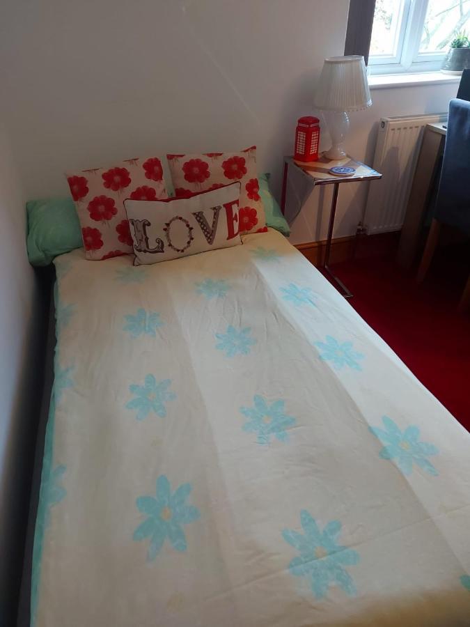 Minutes From Lyme Regis Self-Catering Suite With Stunning Countryside Views & Double Bath 阿克斯明斯特 外观 照片